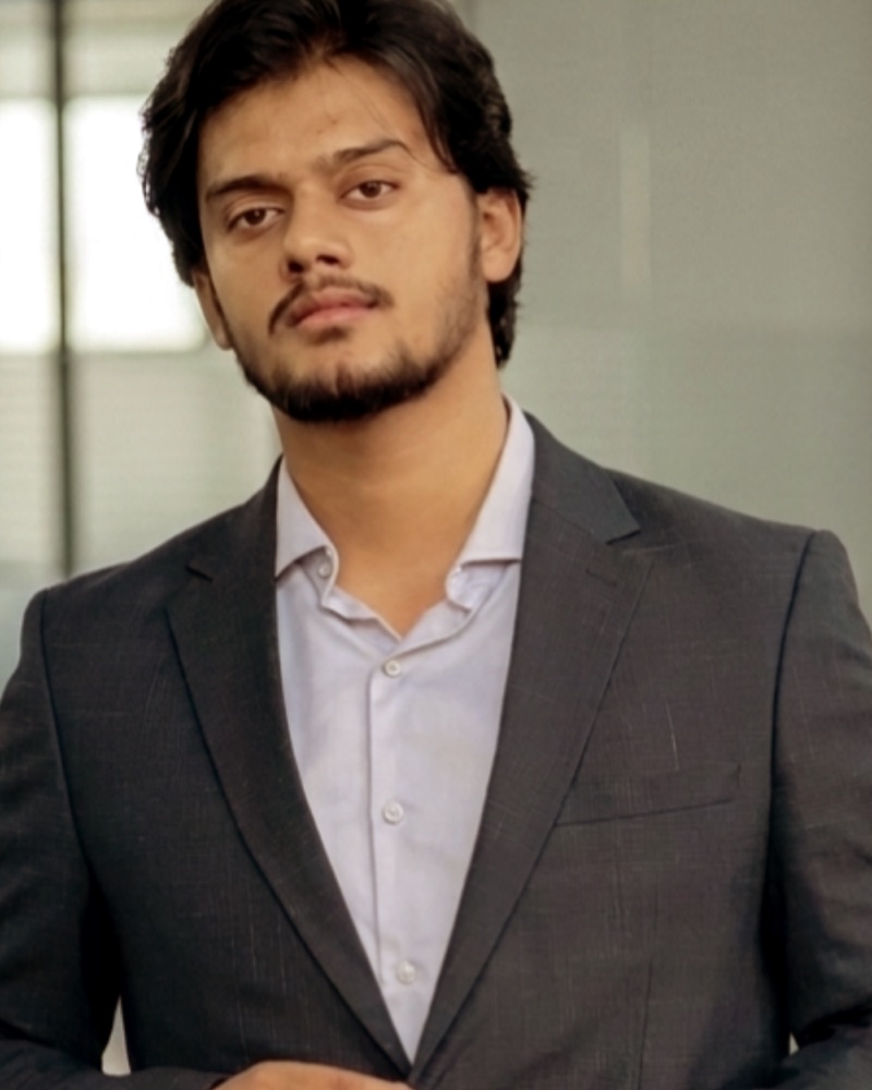 Azmir, Commerce Engineering