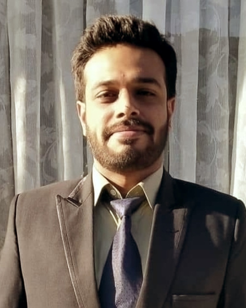 Haris, PHP, Magento & Laravel Engineering
